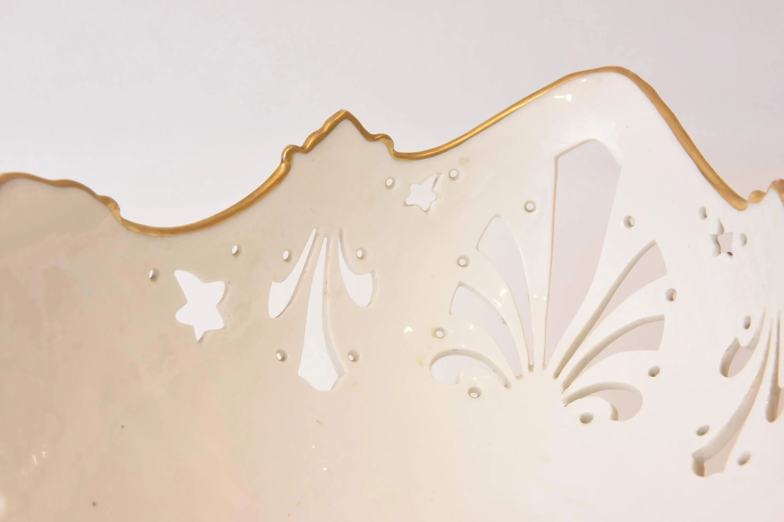 19th Century Old Paris Porcelain Centerpiece, Hand-Painted Florals - 6