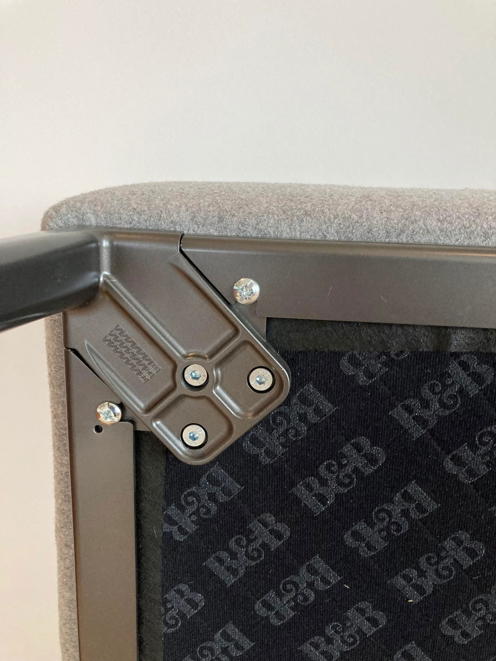 B & B Italia Michel Ottoman - 8