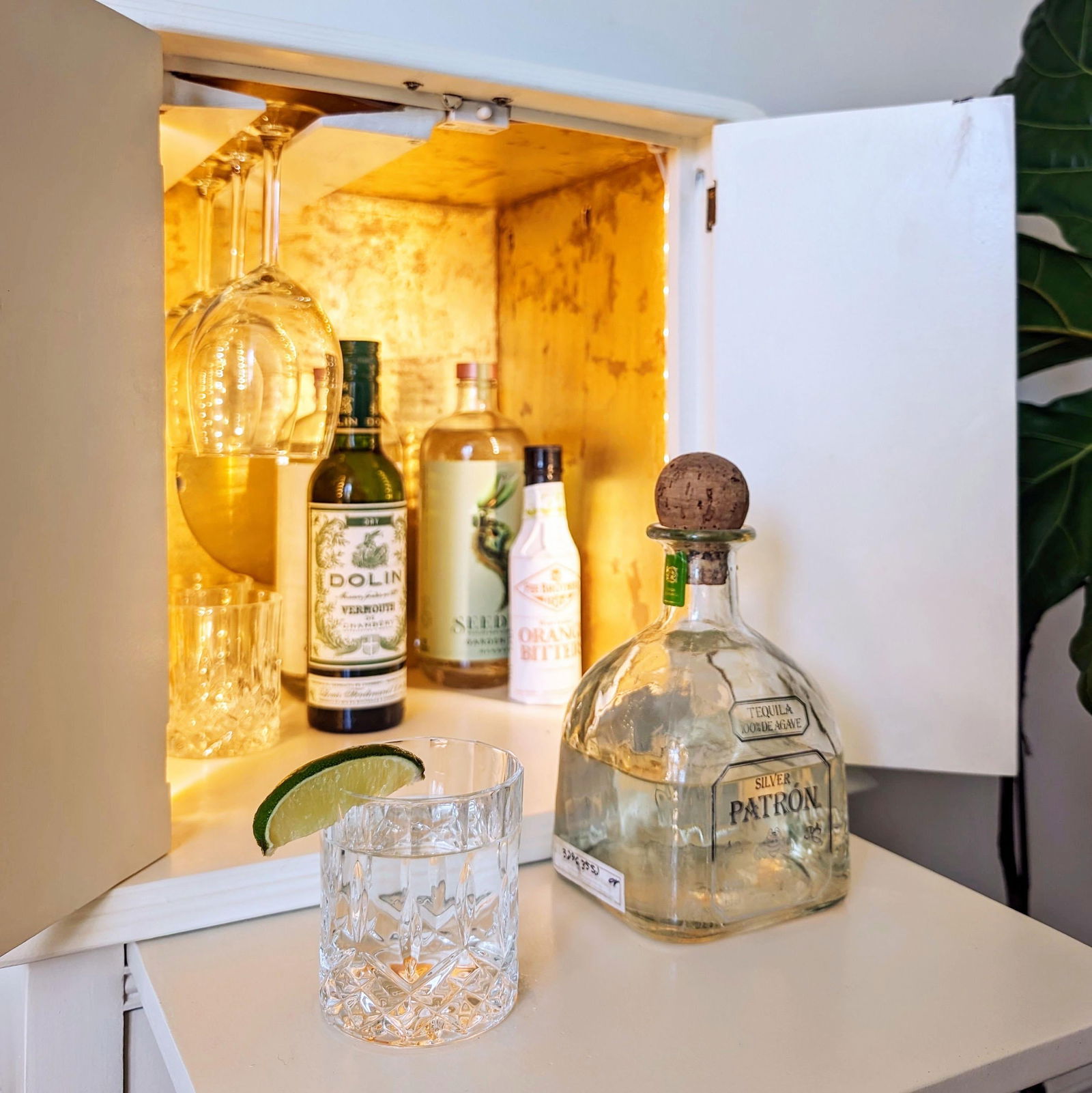 Vintage White Cocktail Cabinet or Dry Bar - 6