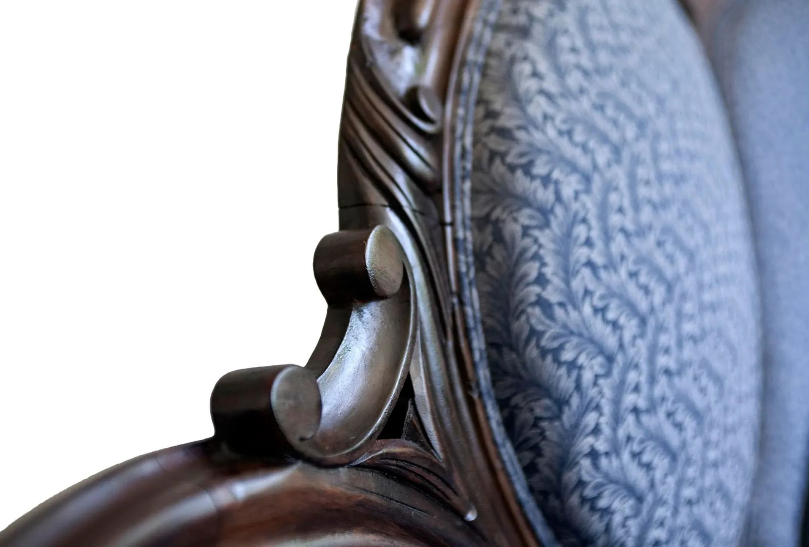 Early 1900s Victorian Ebonized Walnut Sofa in Blue - 11