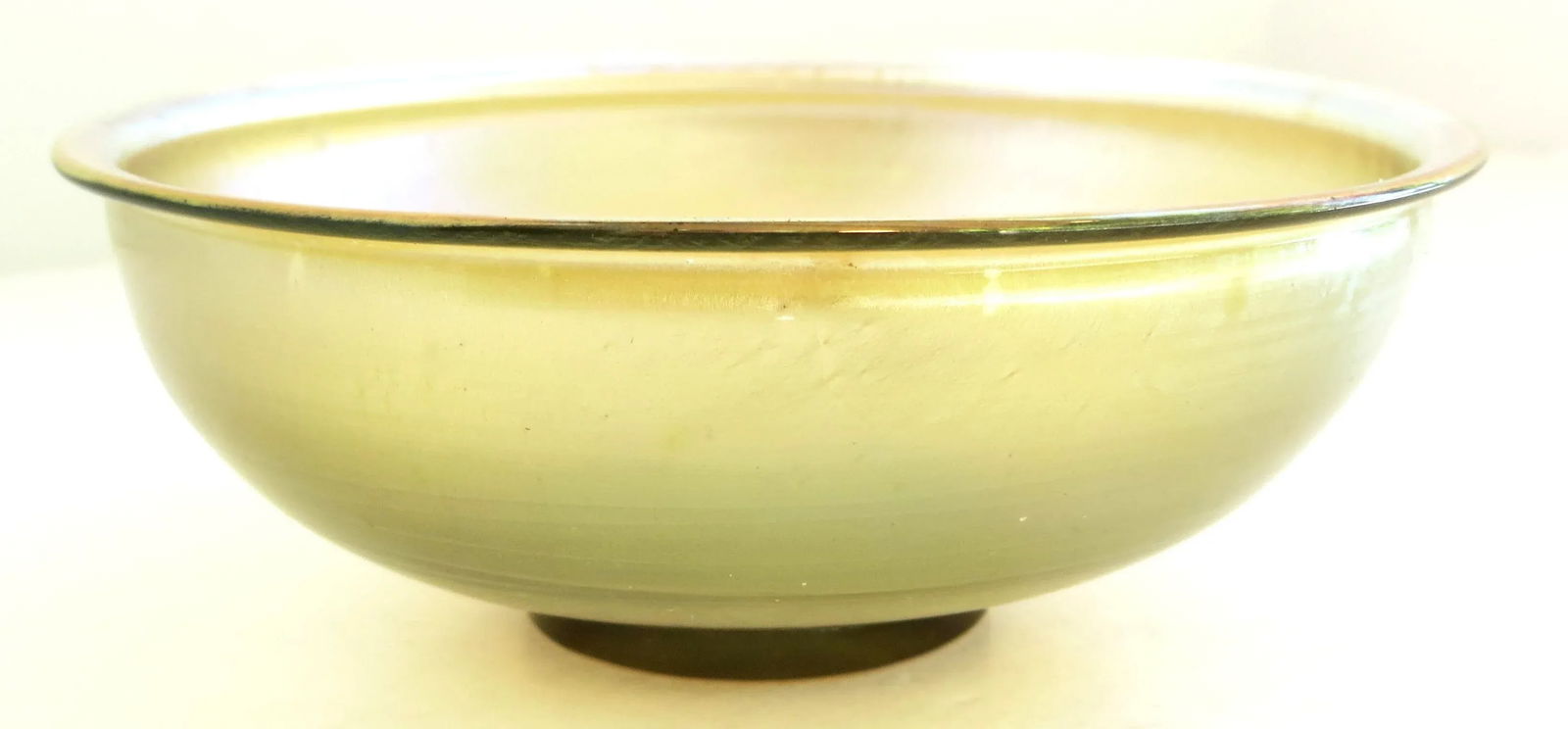 Lime Green Favrile Glass Fruit Bowl by Tiffany New York, Circa 1910 - 4