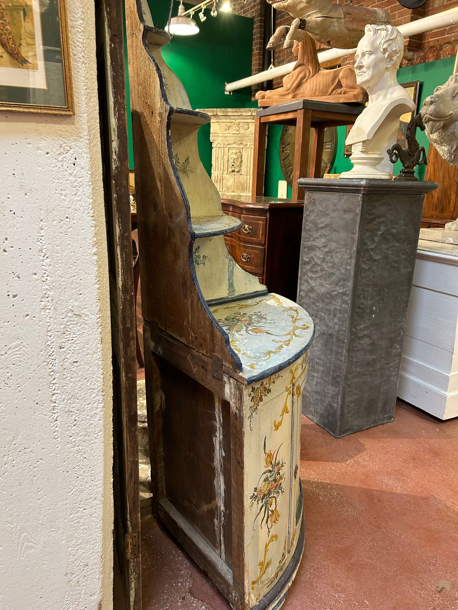 Petite Continental 20th Century Painted Corner Cupboard - 6