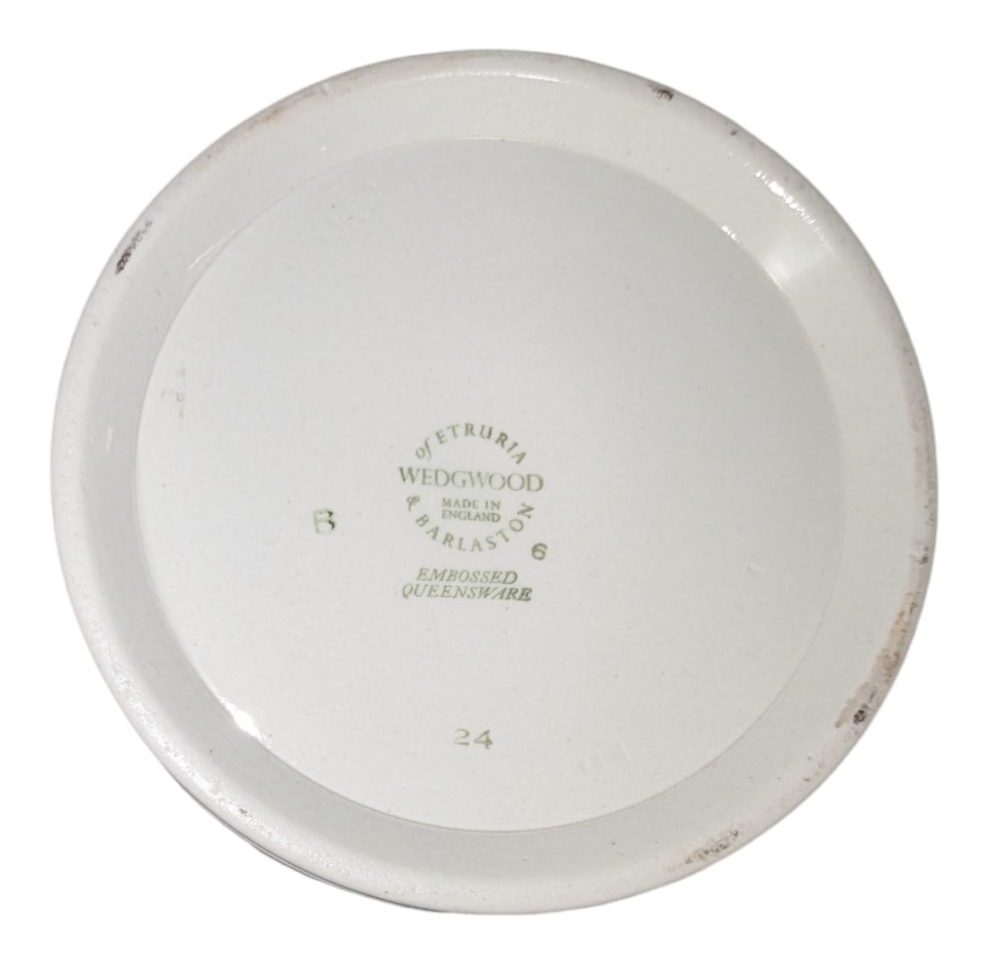 1940s Wedgwood Queensware Trojan Jug - 10