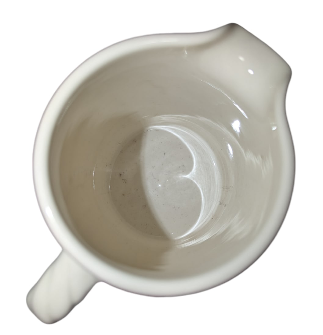 1940s Wedgwood Queensware Trojan Jug - 9