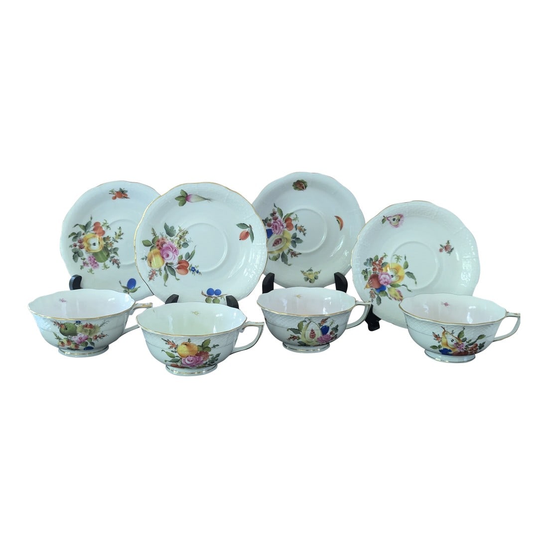 1990s Herend Fruits & Flowers Pattern Breakfast Cups & Saucers Set- 8 Pieces (1 of 9)
