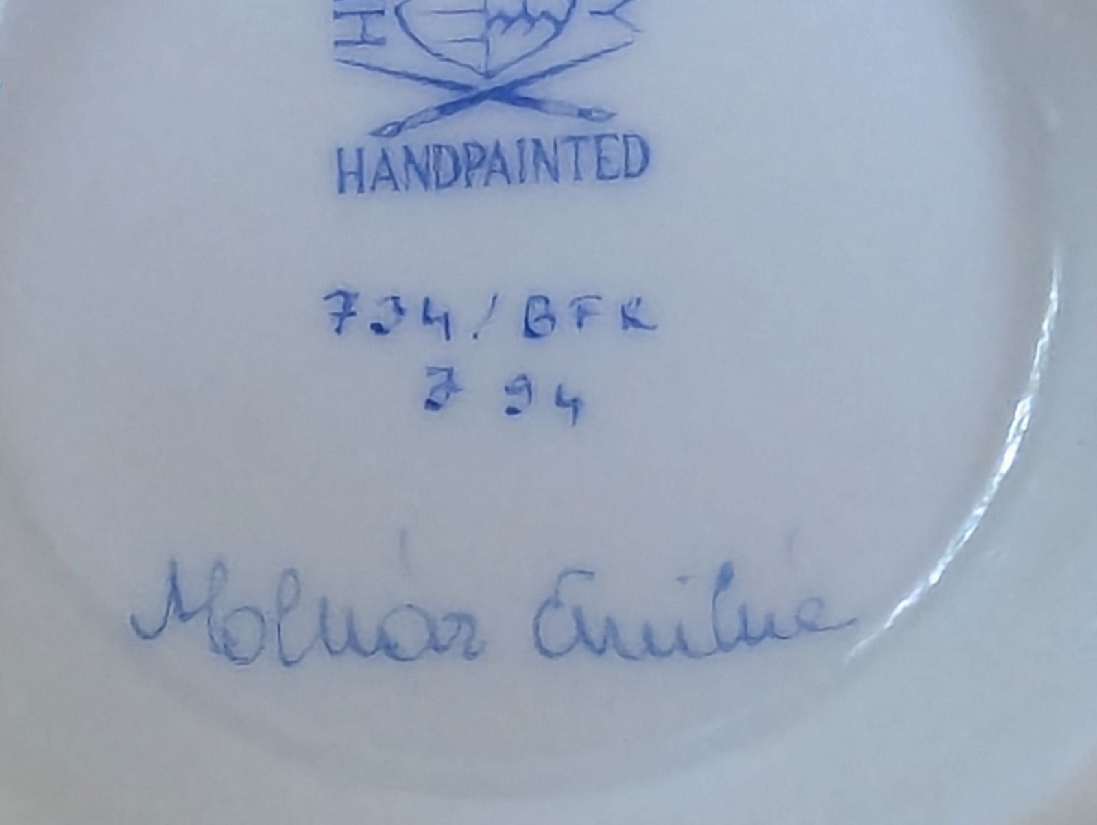 1990s Herend Fruits & Flowers Pattern Breakfast Cups & Saucers Set- 8 Pieces - 7