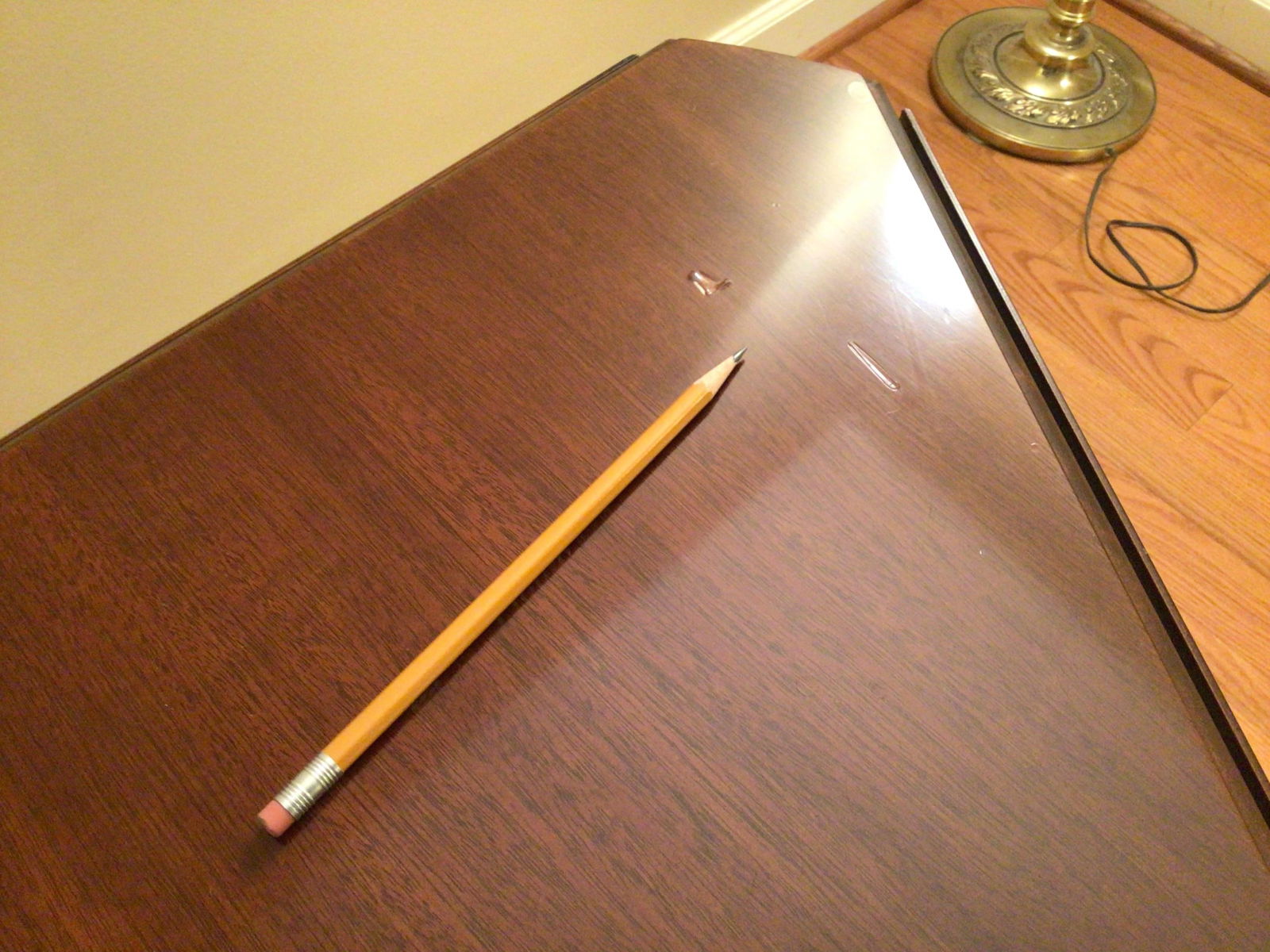 1990s Hickory Chair Drop Leaf Handkerchief Side Table - 12