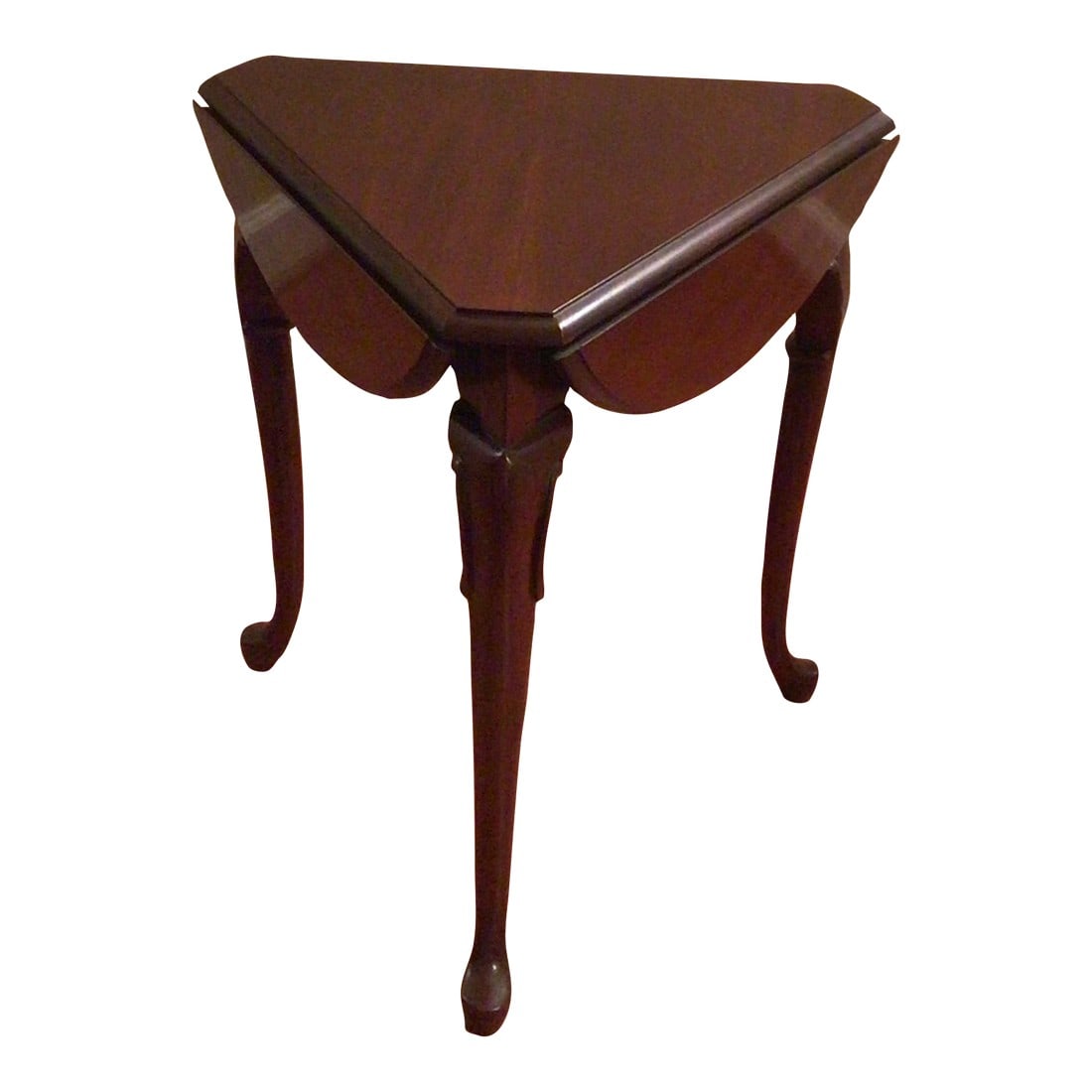 1990s Hickory Chair Drop Leaf Handkerchief Side Table (1 of 12)