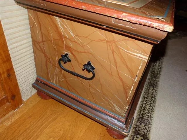 Late 19th Century Antique German Trunk - 10
