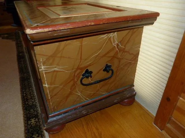 Late 19th Century Antique German Trunk - 8