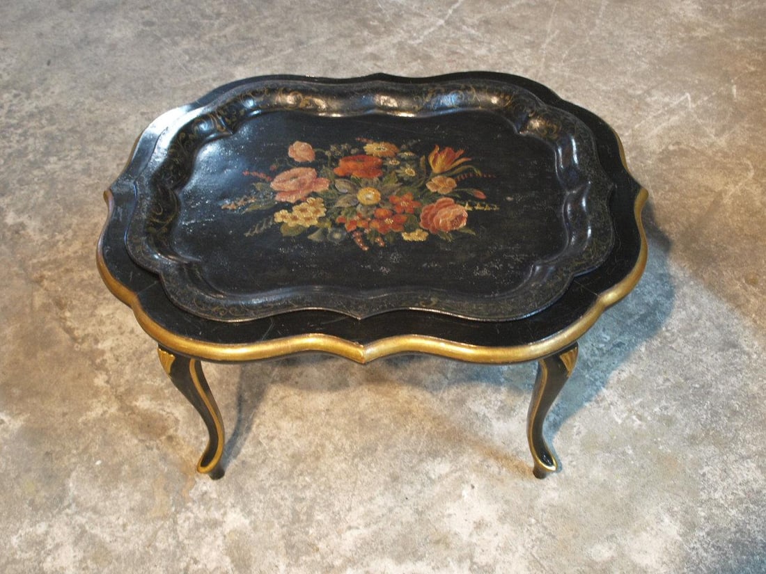 Early 20th Century Chinoiserie Coffee Table - 2