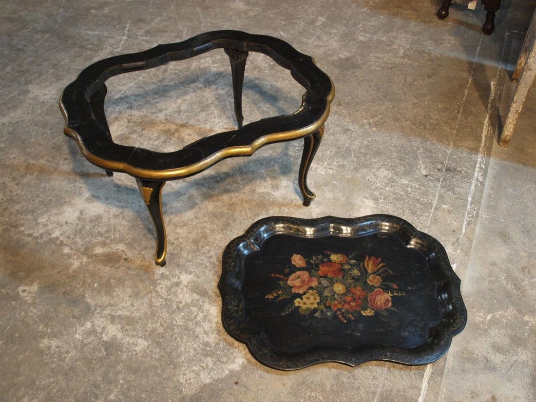 Early 20th Century Chinoiserie Coffee Table - 5