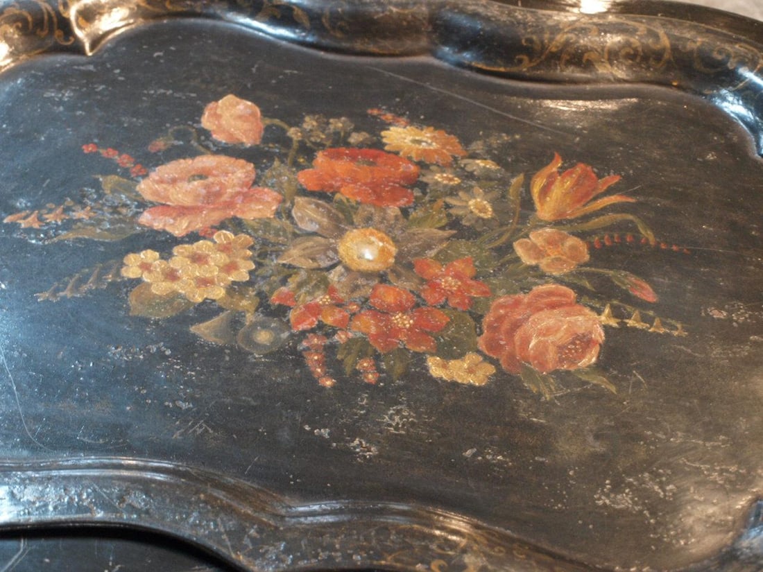 Early 20th Century Chinoiserie Coffee Table - 8