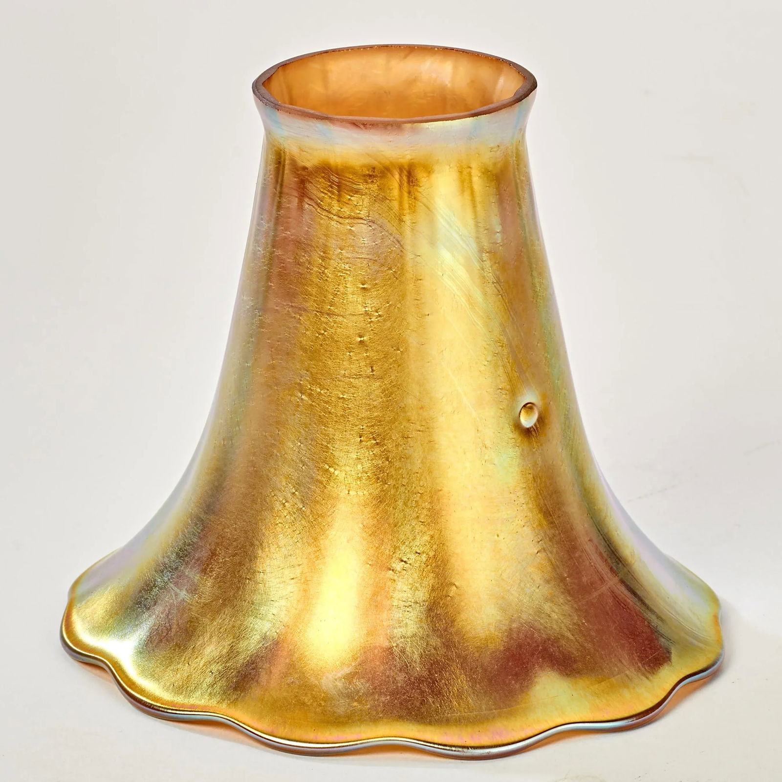 Mid 20th Century Tiffany Style Tulip Glass Lamp Shade - 4