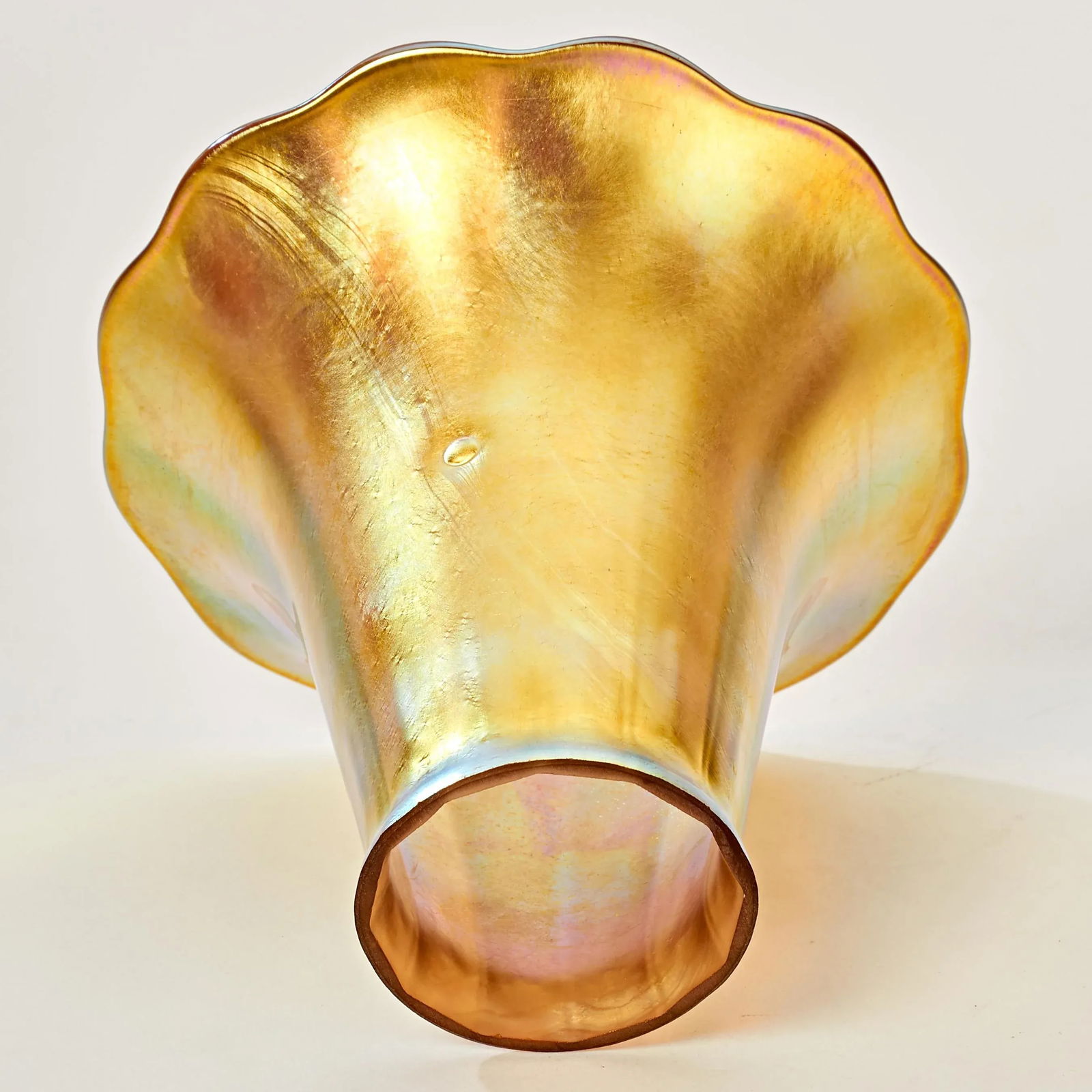 Mid 20th Century Tiffany Style Tulip Glass Lamp Shade - 7