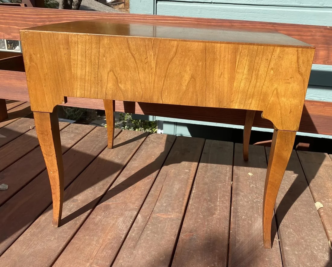 Mid Century Baker End / Side Table - 6