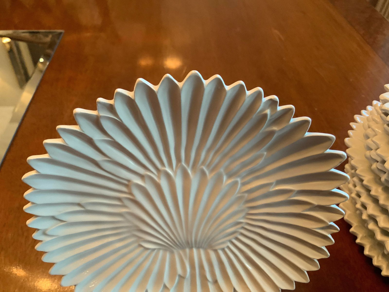 1970s Italian Majolica White Shell Design Scalloped Edged Salad / Dessert or Appetizer Plates- Set o - 4