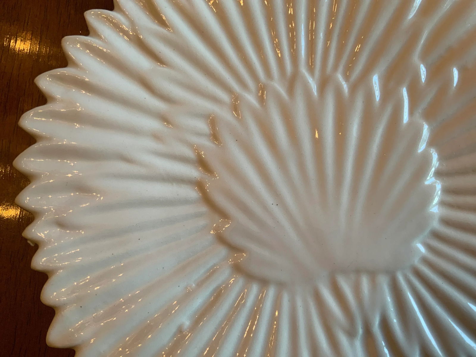 1970s Italian Majolica White Shell Design Scalloped Edged Salad / Dessert or Appetizer Plates- Set o - 9