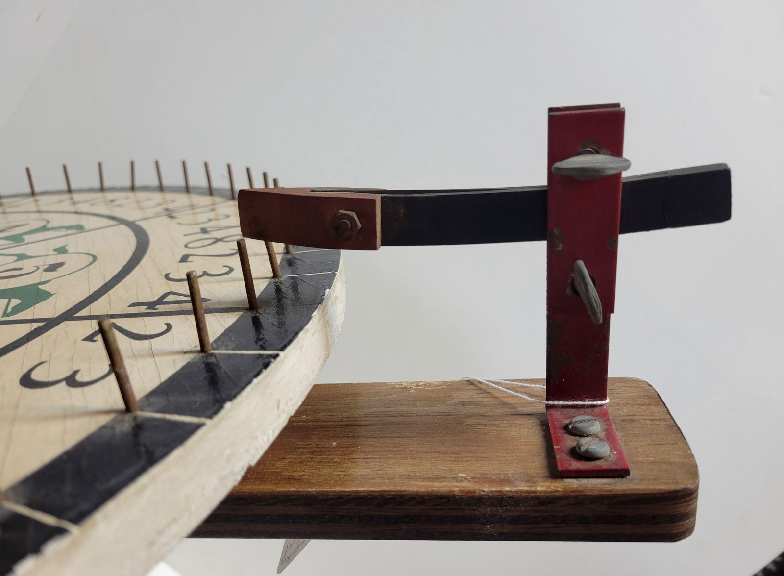 Vintage Circa 1950's Horse Race Themed Carnival Wheel With Stand and Flapper - 10