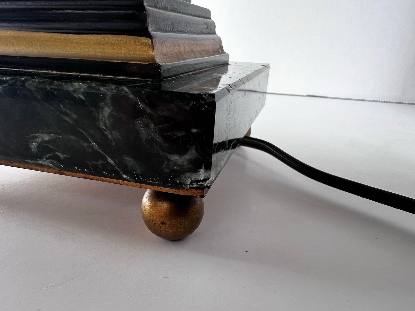 Early 20th Century Napoleon Bust Brass and Marble Table Lamp - 12