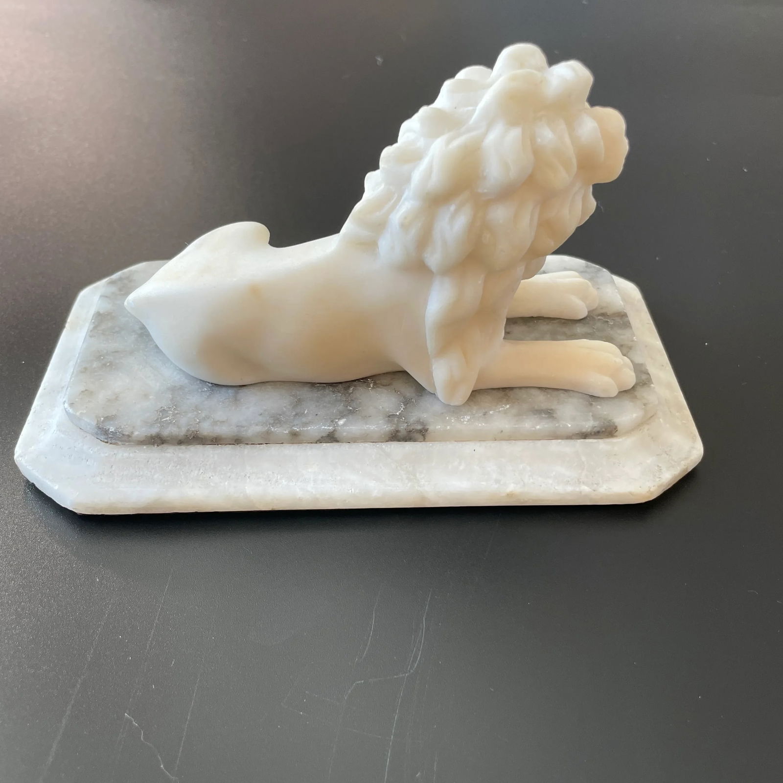 Mid 19th Century Victorian Grand Tour Carved Lion Marble Desk Paperweight - 4