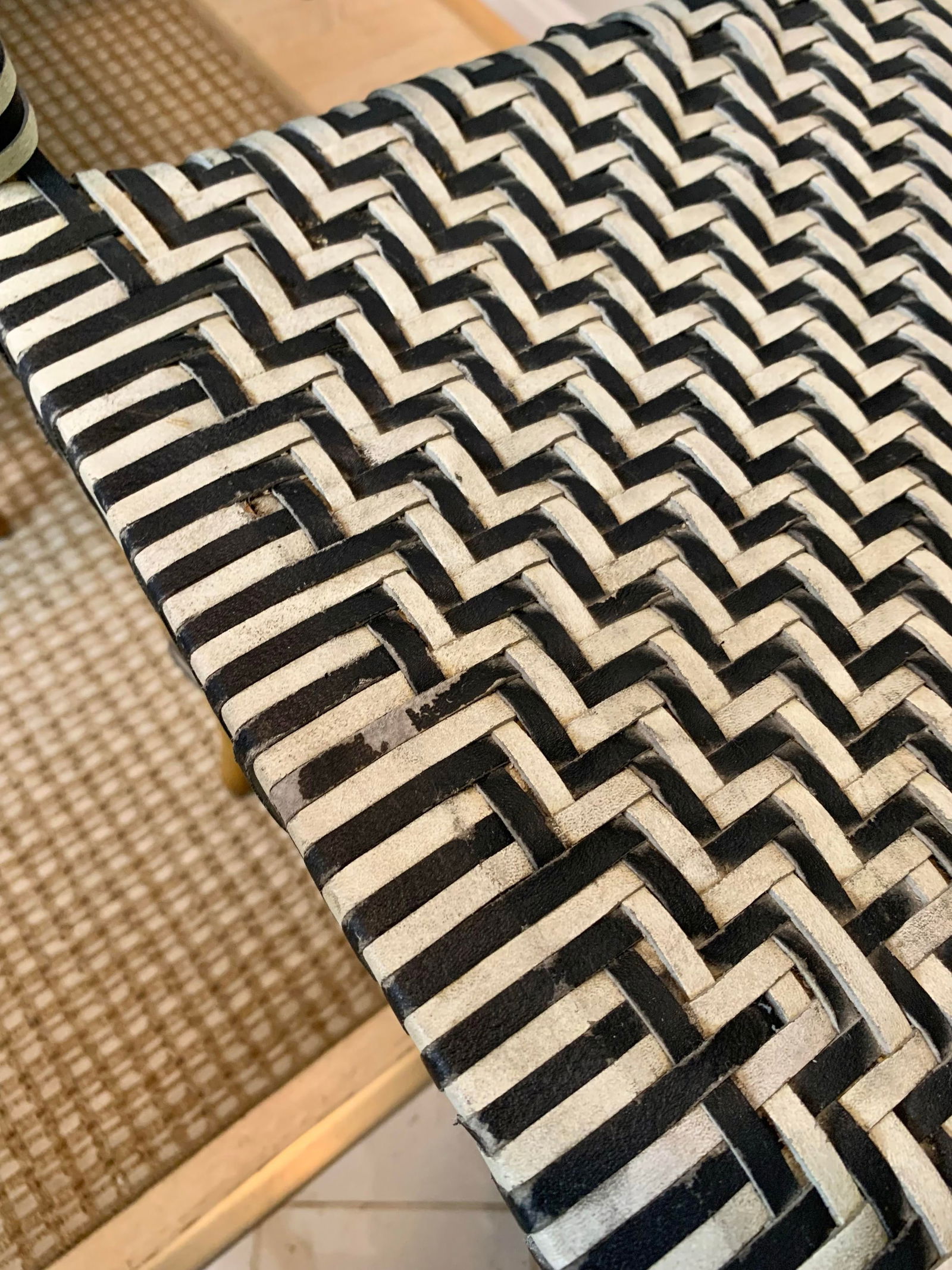 1980s Set of 4 Vintage Woven Genuine Leather Cafe Style Rattan Cafe Armchairs - 9