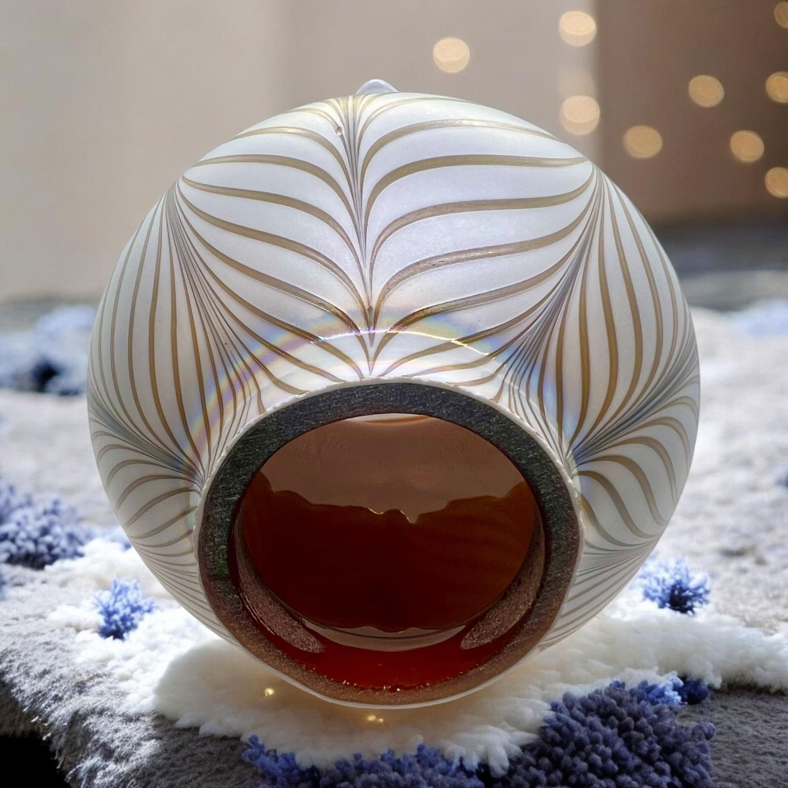 Todd Phillips Art Nouveau Deco Iridescent Pulled Feather Art Glass Lamp Shade - 7