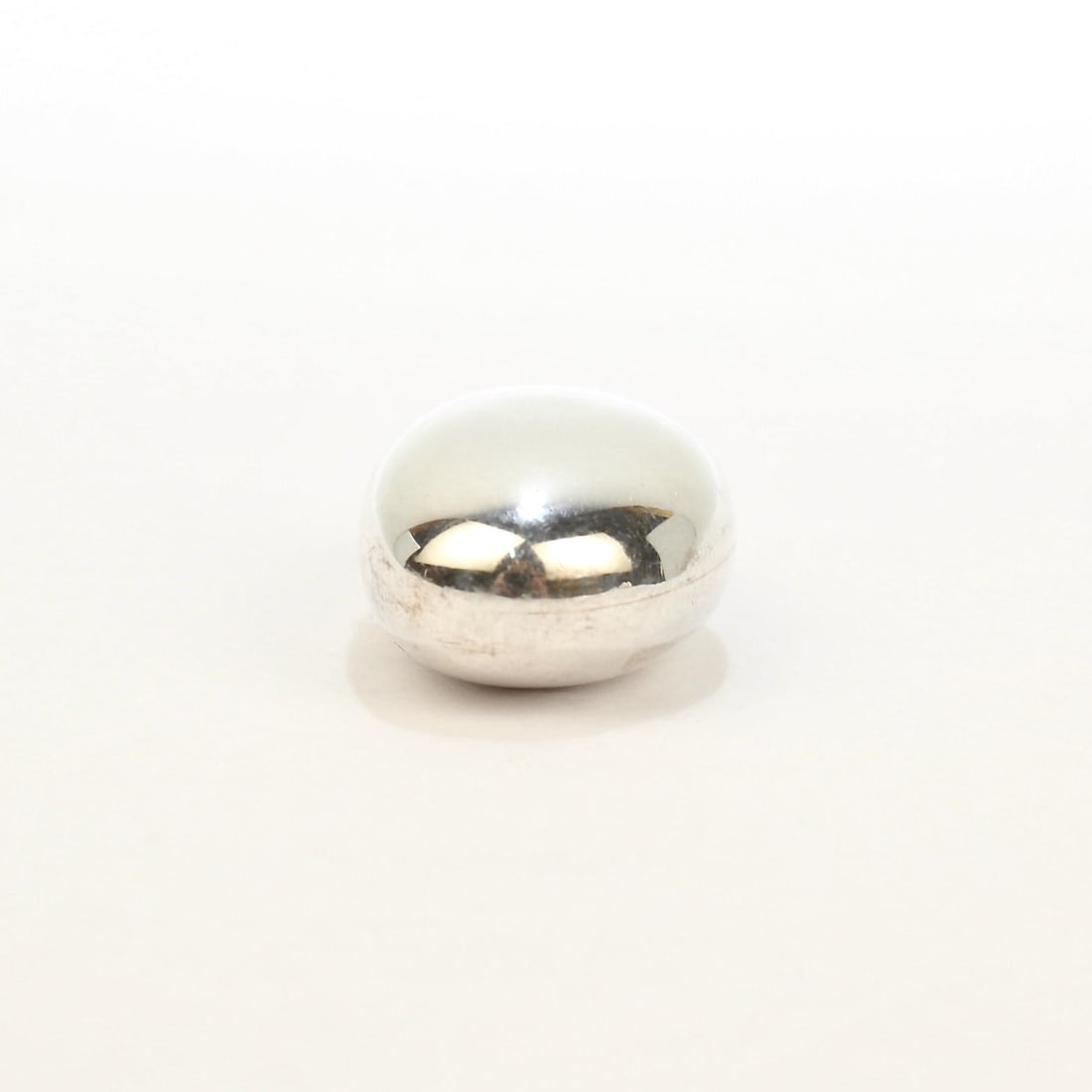Tiffany & Co. Sterling Silver Bean Paperweight From the Mario Buatta Collection - 3