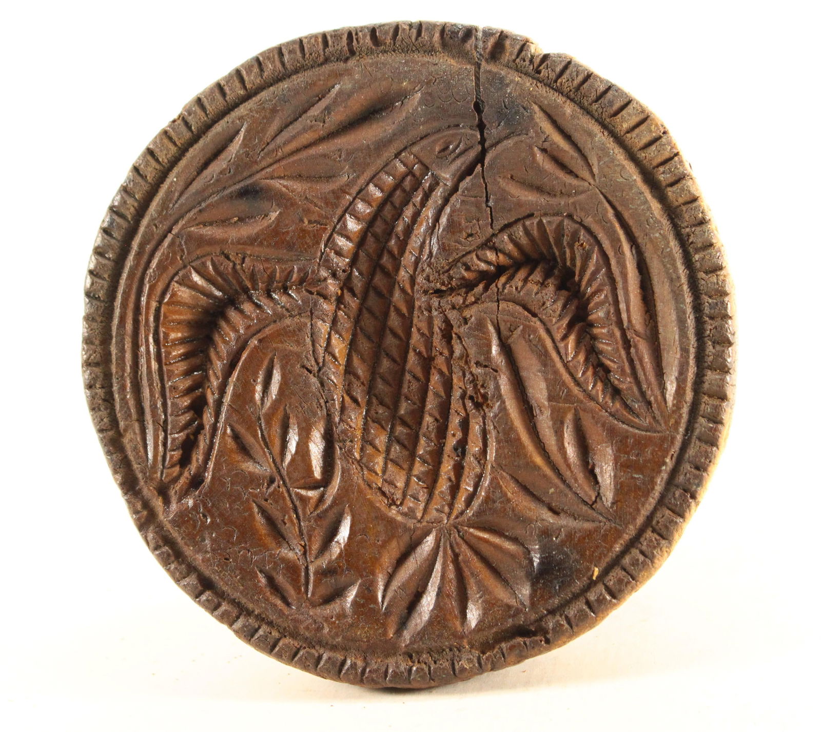 Mid 19th Century Pennsylvania Wooden Butter Mold Stamp With Carved Eagle & Laurel Branch - 2