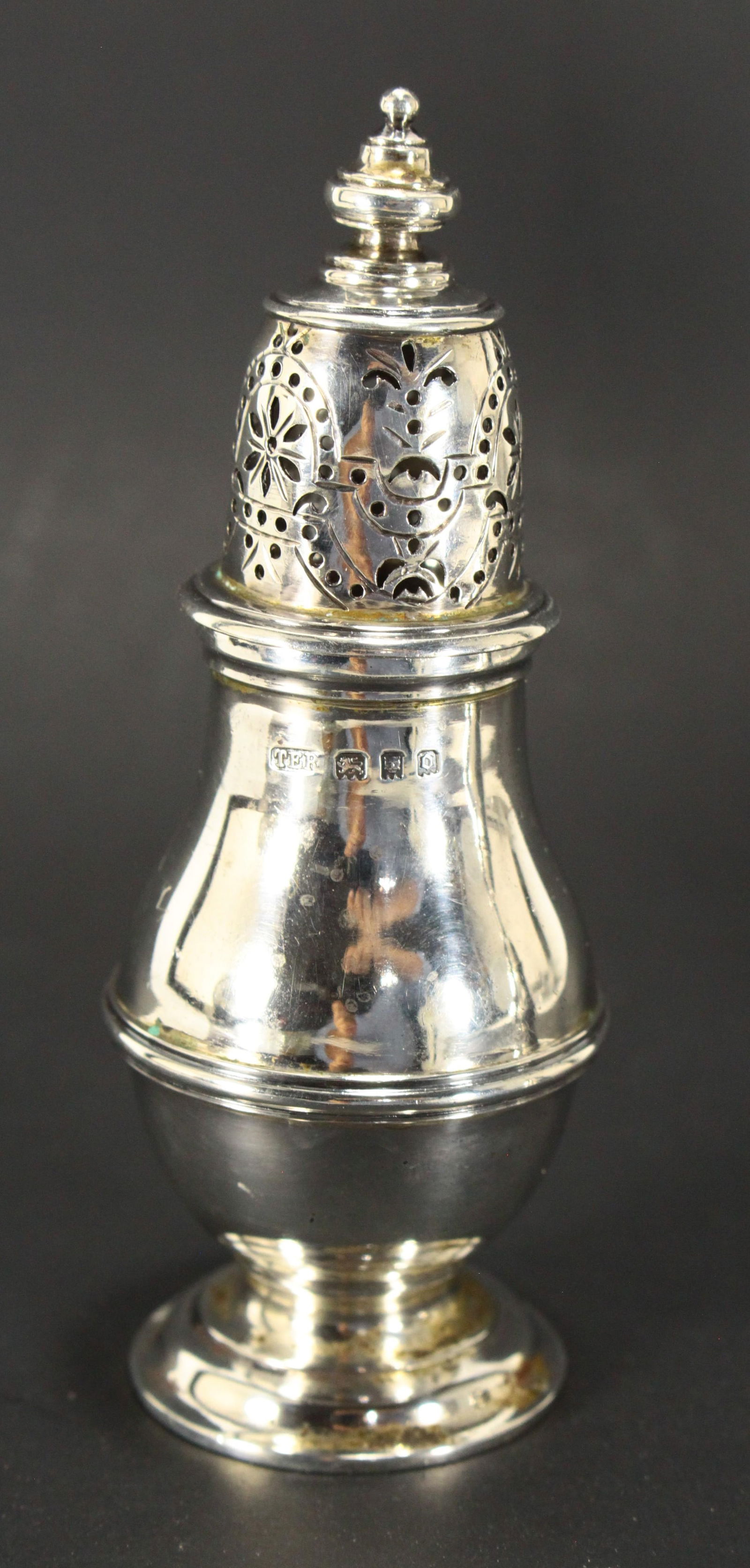 1929-1938 London Pair of Sterling Silver Casters Muffineers, Thomas Edward Rawlings, Maker - 5