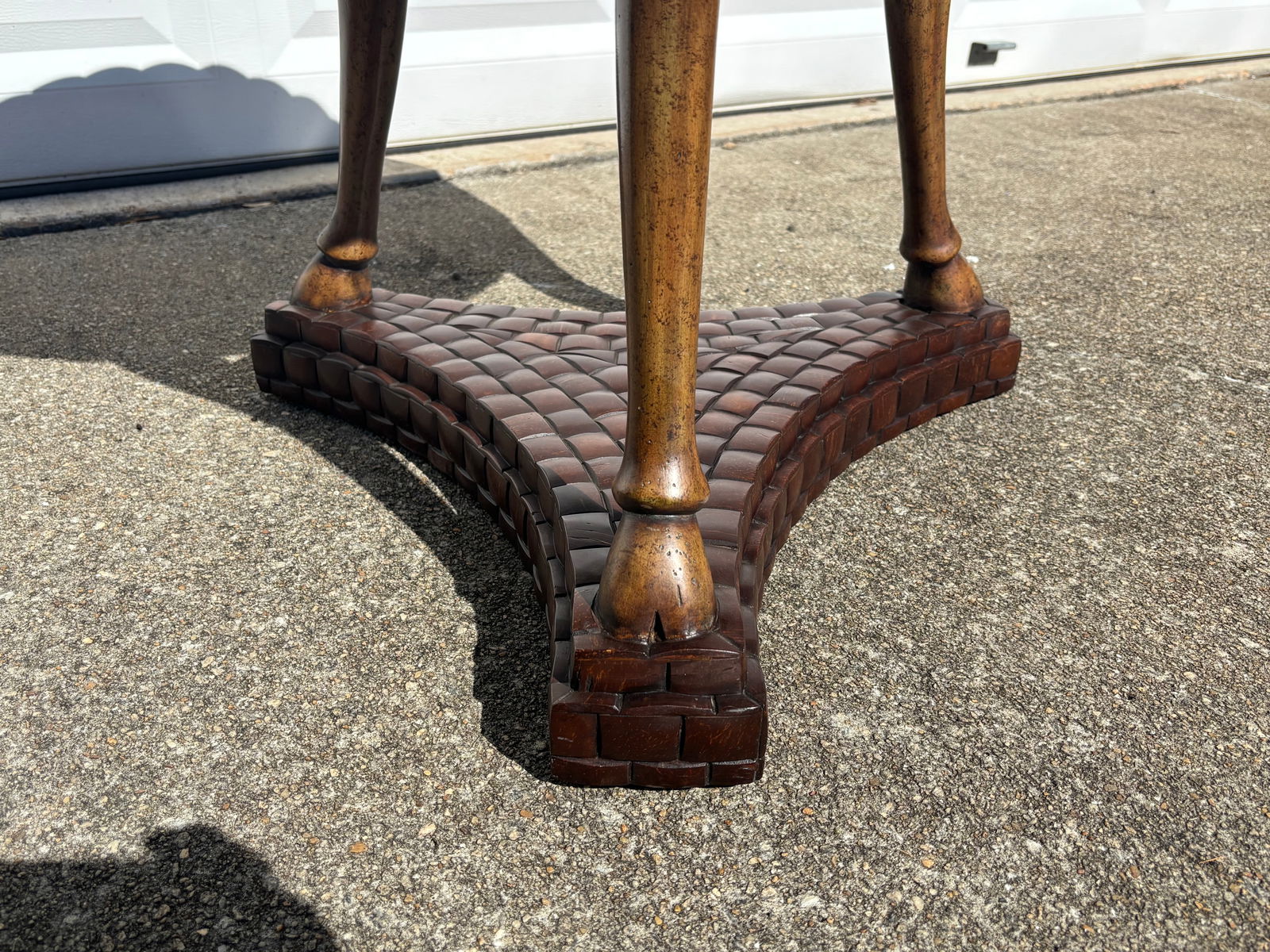 1990s Vintage Maitland Smith Round Accent Side End Table Tri-Pedestal Base Hooved Feet Carved Wood - 7