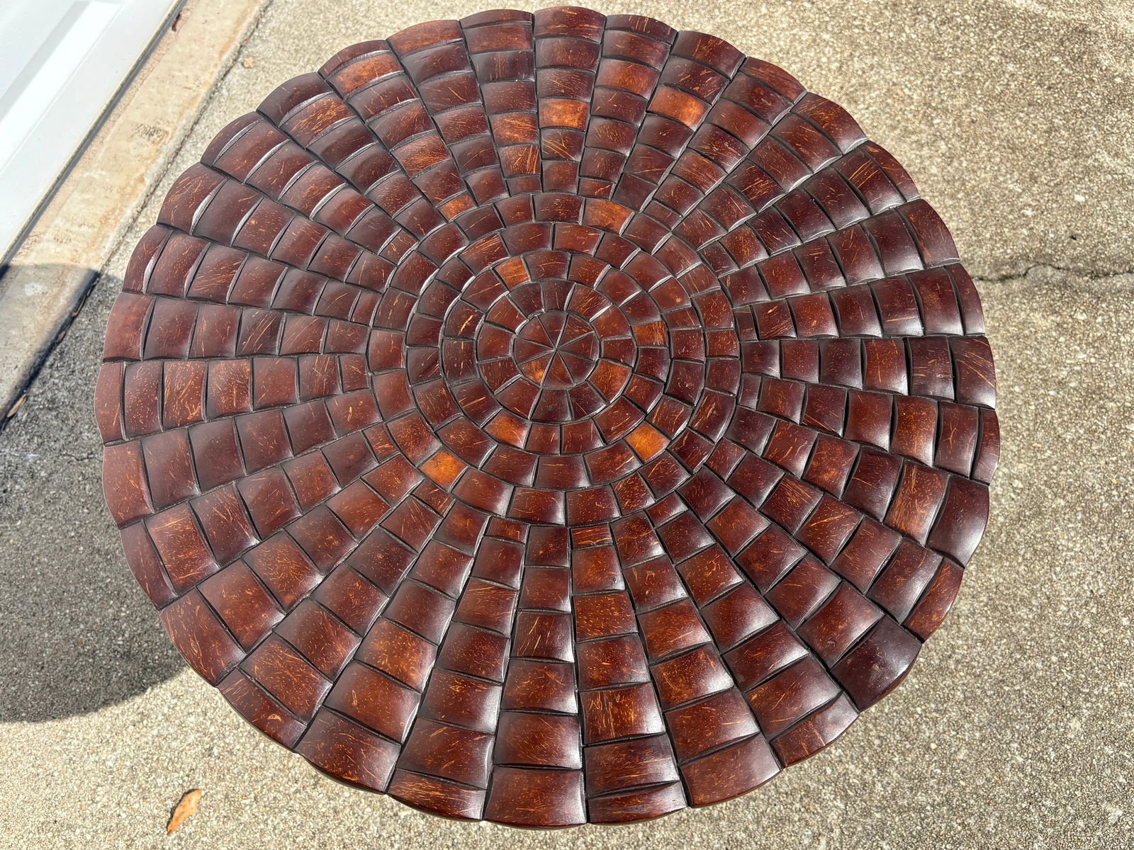 1990s Vintage Maitland Smith Round Accent Side End Table Tri-Pedestal Base Hooved Feet Carved Wood - 8