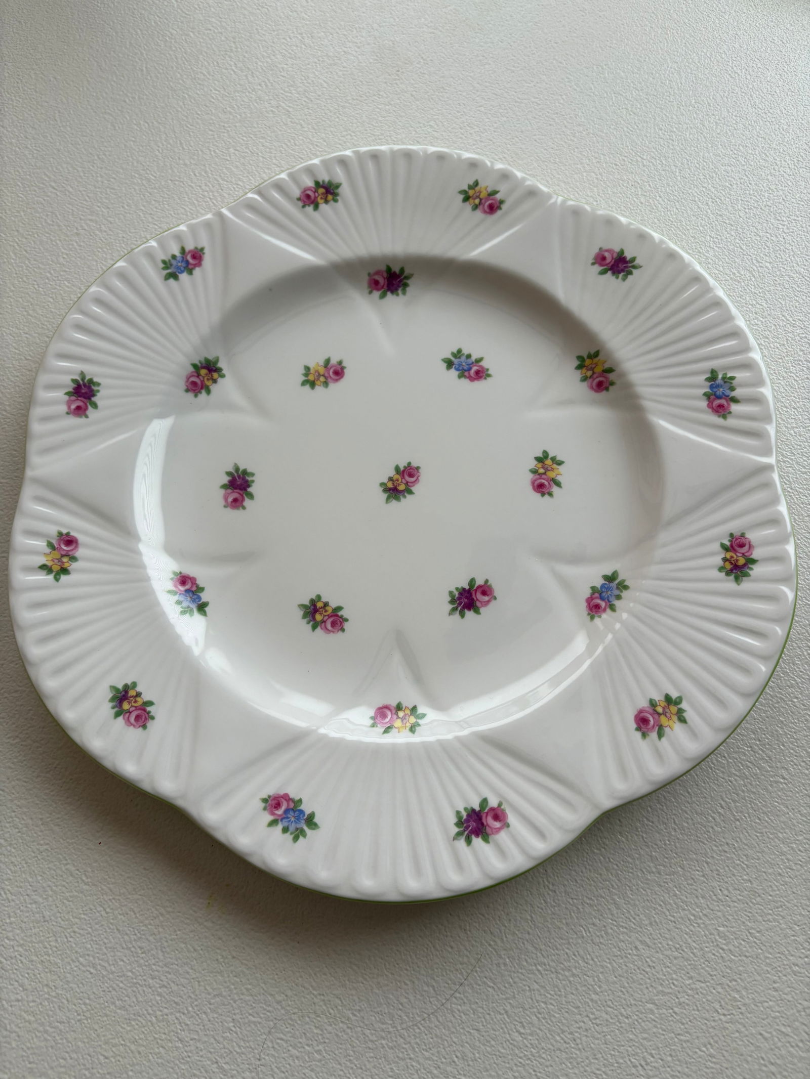 1960s Shelley Fine Bone China Service for Twelve- 92 Pieces - 3