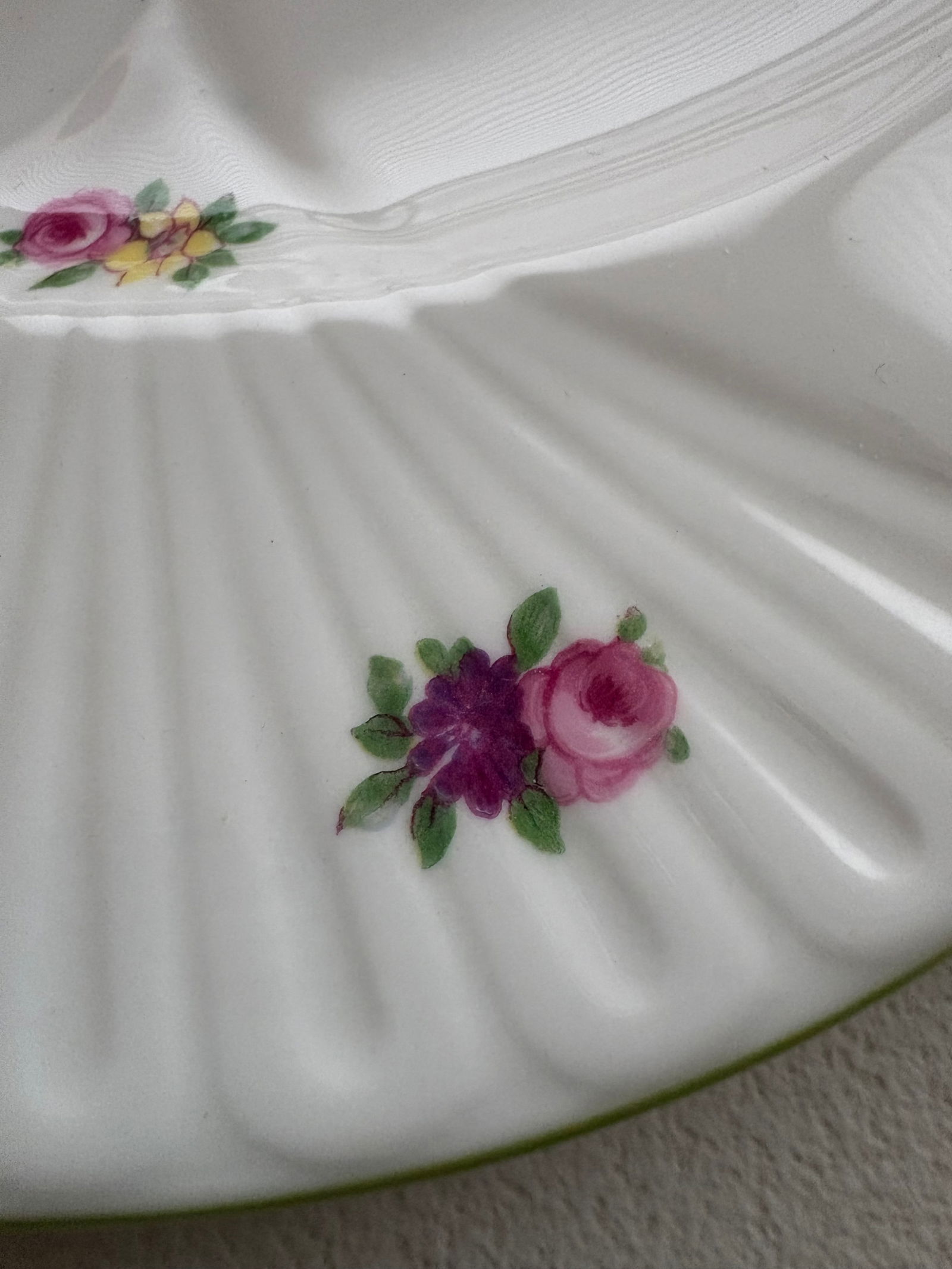 1960s Shelley Fine Bone China Service for Twelve- 92 Pieces - 4