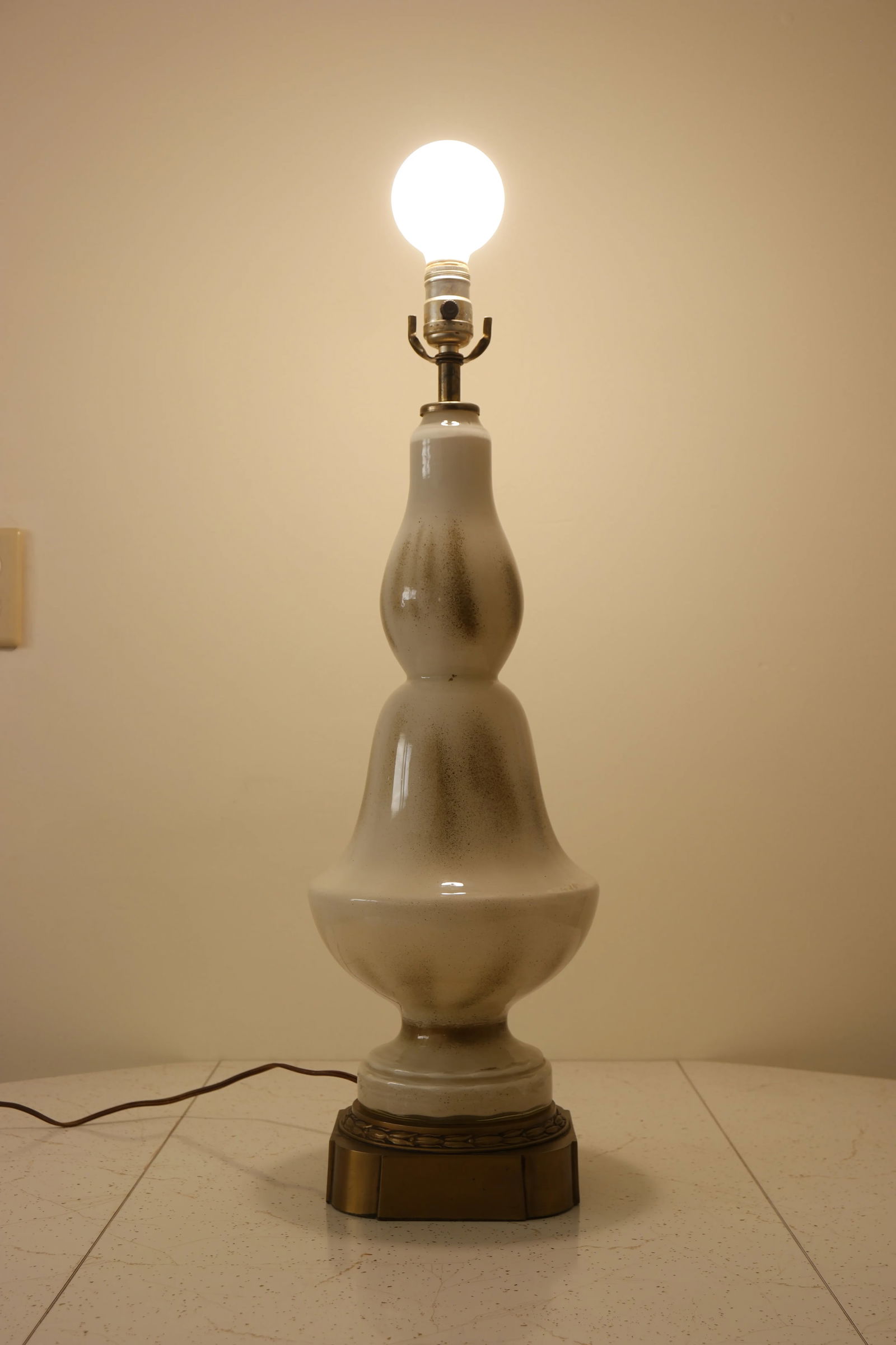 Vintage Glass & Bronze Table Lamp - 5