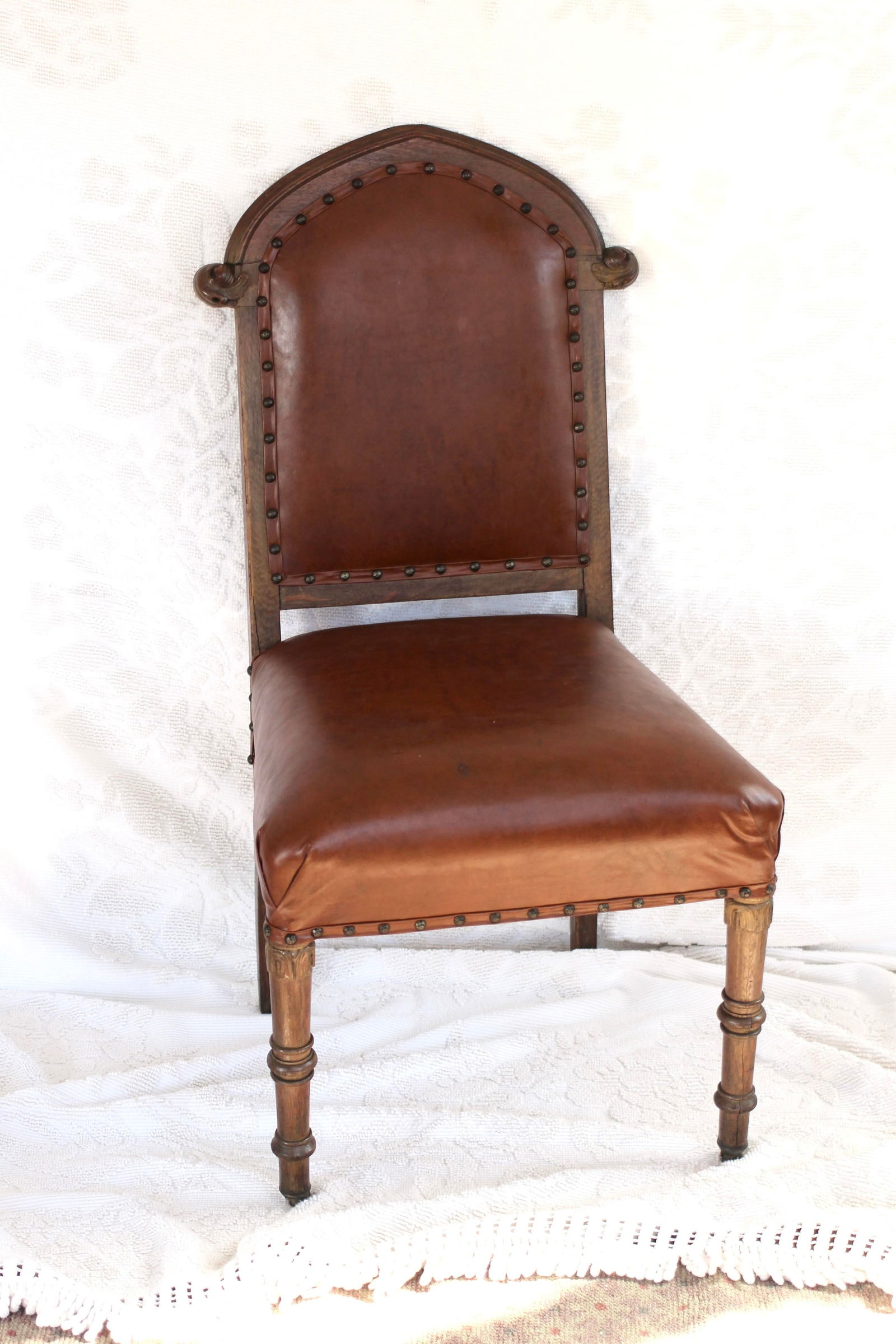 English Leather and Wood Chair From the Mid 1800s - 10