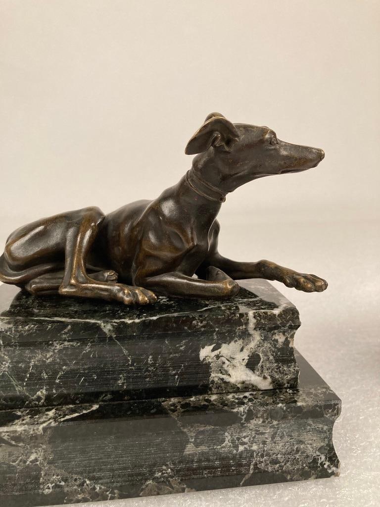 Pair of Regency Bronze Figures of Reclining Whippets on Green Marble Bases - 7