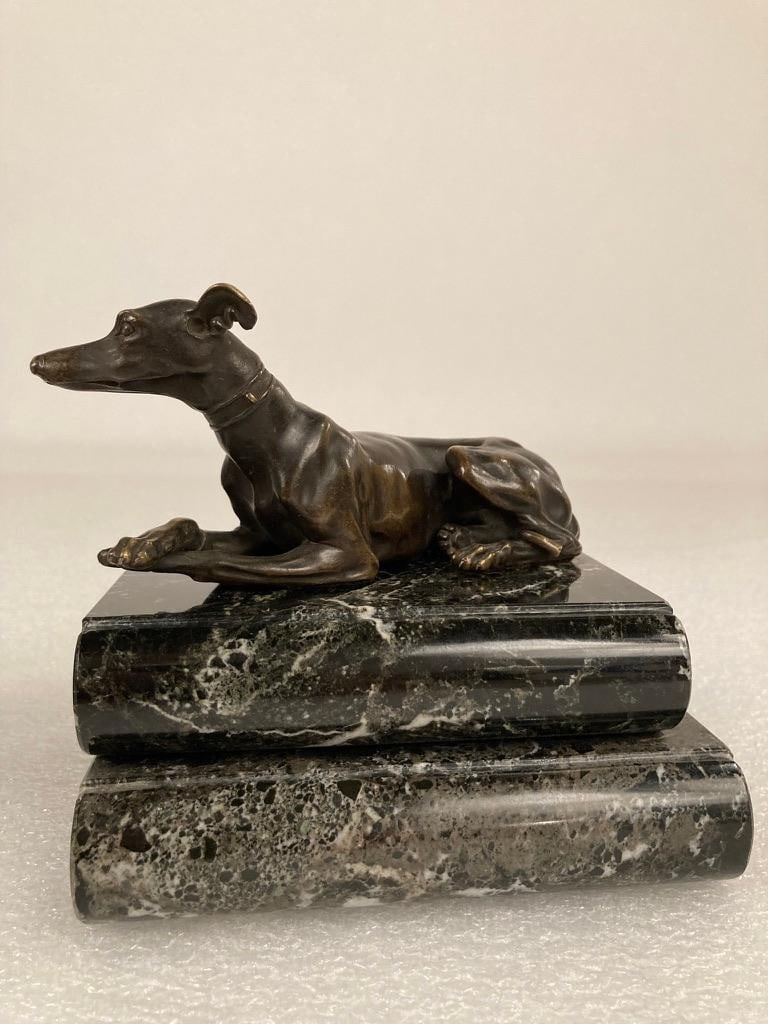 Pair of Regency Bronze Figures of Reclining Whippets on Green Marble Bases - 8