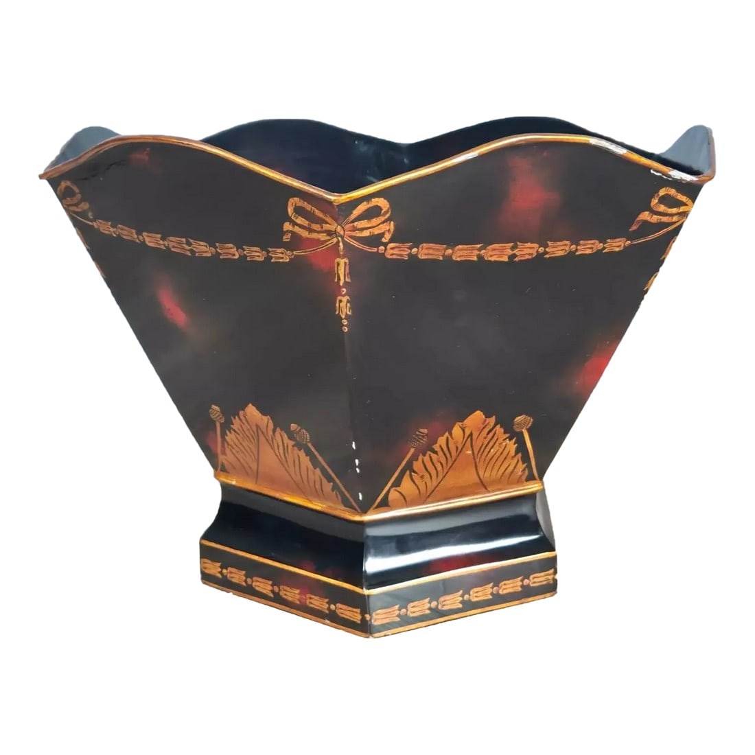 1990s Maitland-Smith Hand Painted Metal Tole Cache Pot Planter: Hexagonal toleware planter or cache pot by Maitland Smith, made in Philippines. Hand decorated, late 20th century, has original sticker and painted name on the bottom. Still in good shape but does hav