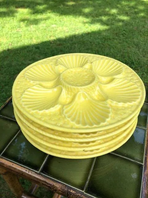 Vintage Longchamp Yellow Majolica Oyster Plates - Set of 3 - 4