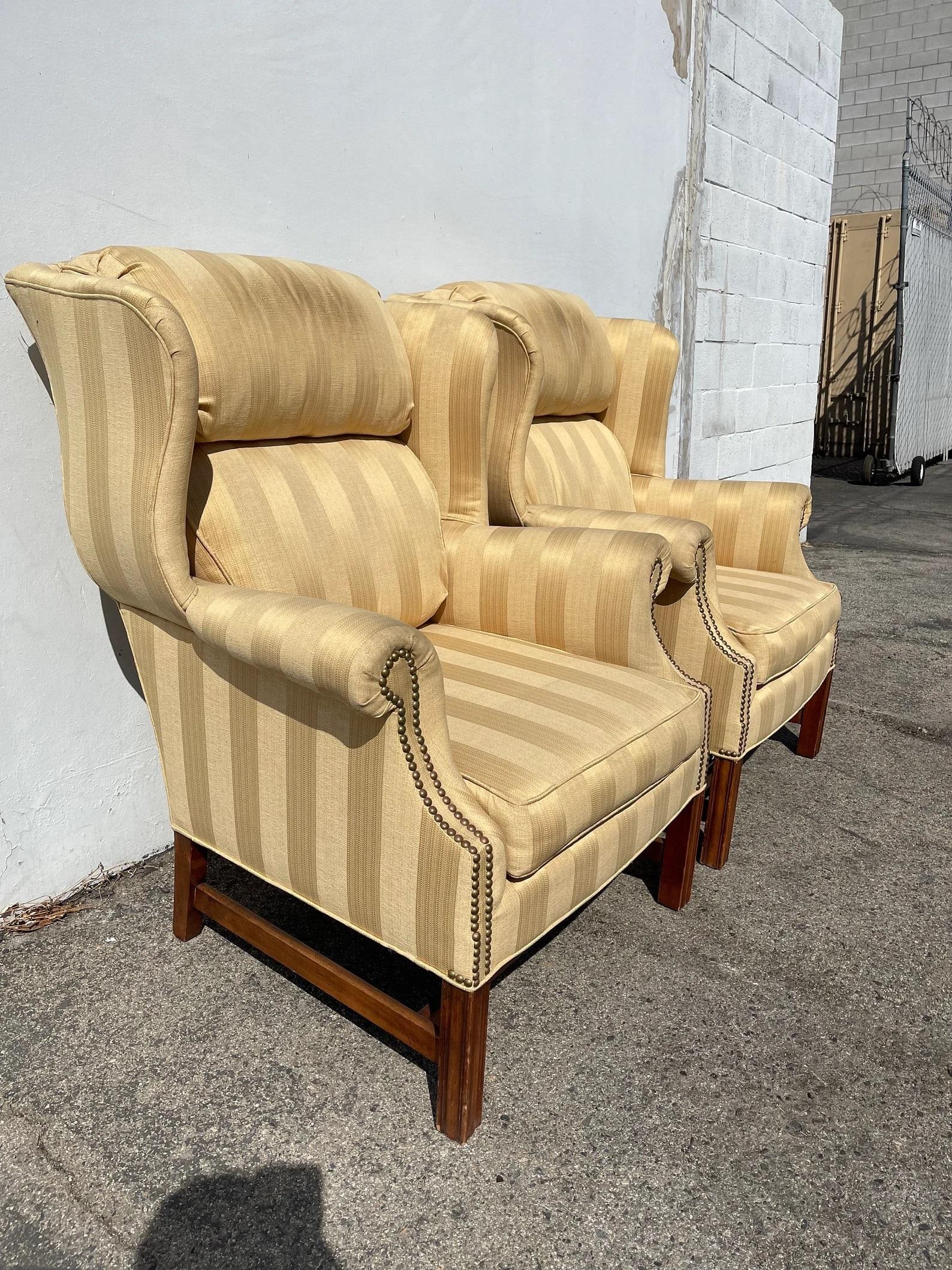 Late 20th Century Pair of Vintage Wingback Armchairs - 5