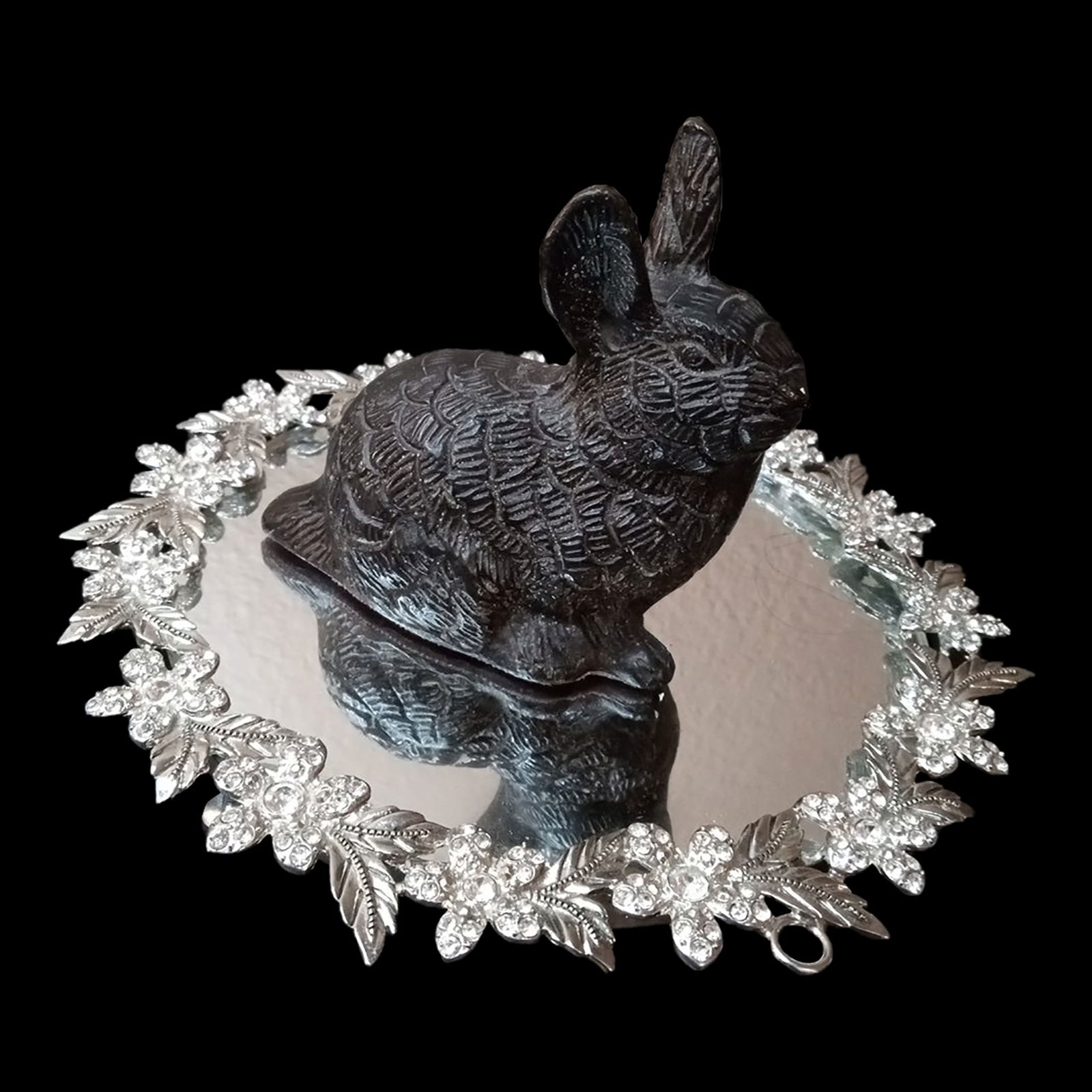 1980s Solid Bronze Bunny Figurine - 2