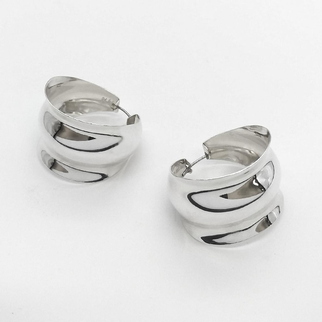 1990s Silver Hoops, Hammer Formed Sterling Silver Earrings, Gerhard Herbst Studio, Mid Century Style - 3