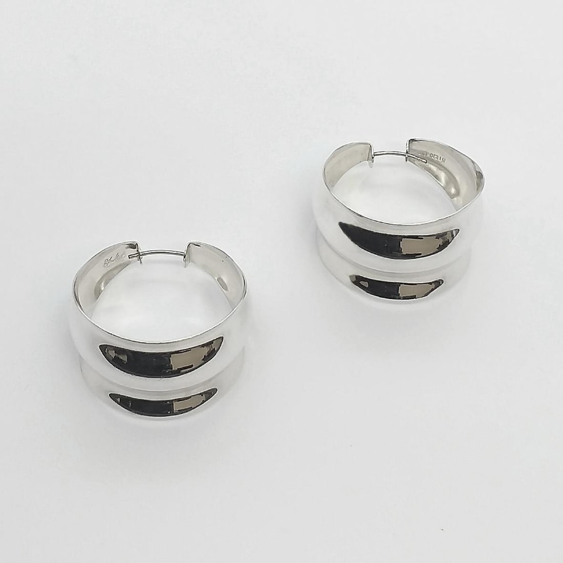 1990s Silver Hoops, Hammer Formed Sterling Silver Earrings, Gerhard Herbst Studio, Mid Century Style - 5