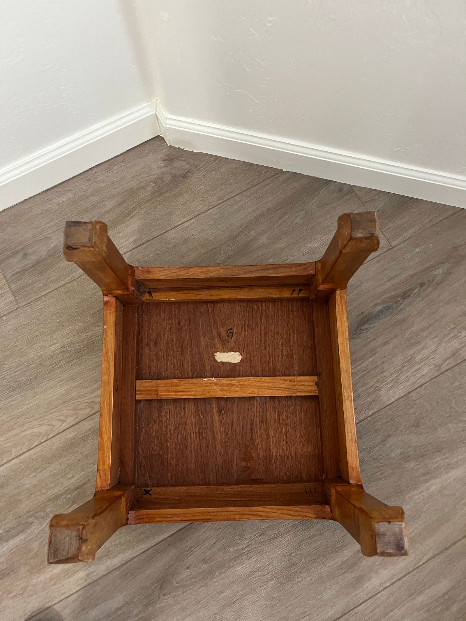 Vintage Chinoiserie Ming Style Wooden Side Table -Plant Stand - 10