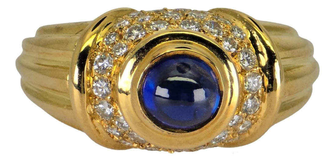 Late 20th Century 18k (750) Yellow Gold, VVS-vs 0.80 Ct Natural Diamond & 0.7 Ct Sapphire, 8.9gram: 18K Yellow Gold Natural Diamond & Sapphire Ring Metal Type: 18K (750) Yellow Gold Total Item Weight: 8.9 Grams Ring Size: 6 (Sizeable) 1: Natural Diamond Weight: 0.80 Ct. Diamond Clarity Grade:
