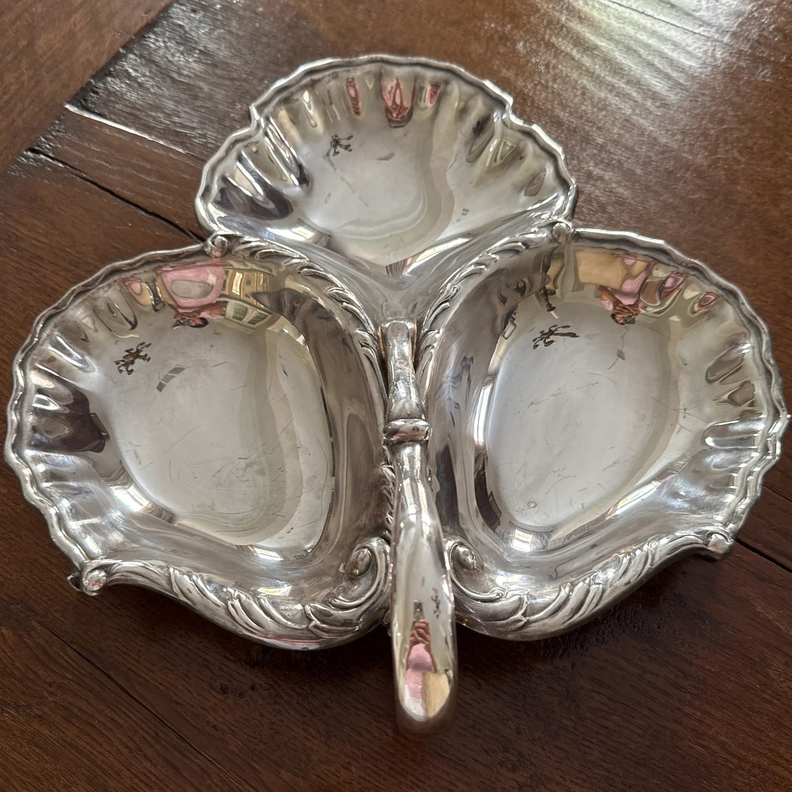 Mid 19th Century Victorian Silverplated Serving Dish - 2