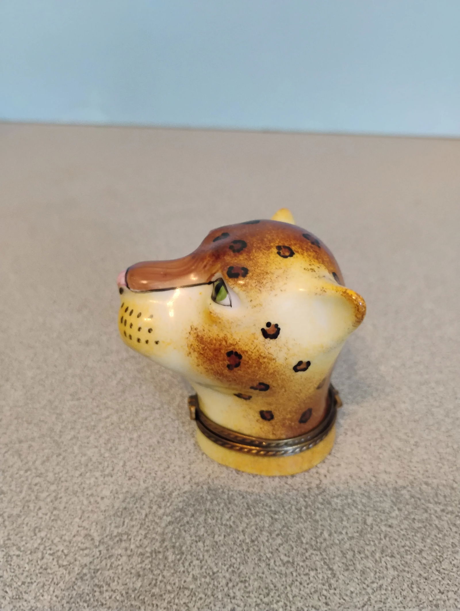 1980s Charmart Pient Main Limoges Frace Jaguar Head Trinlet Box - 2