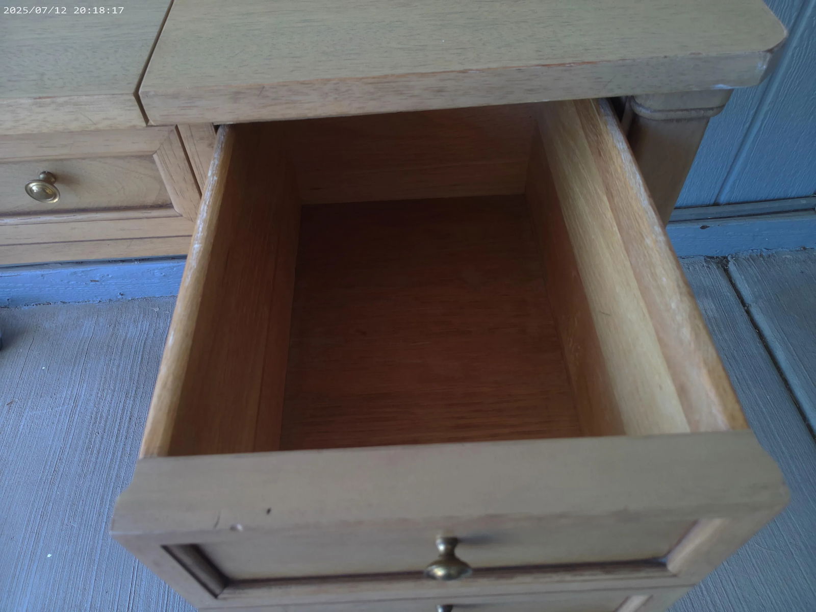 MCM 1950s Drexel Campagna Vanity Made of Pecan - 8