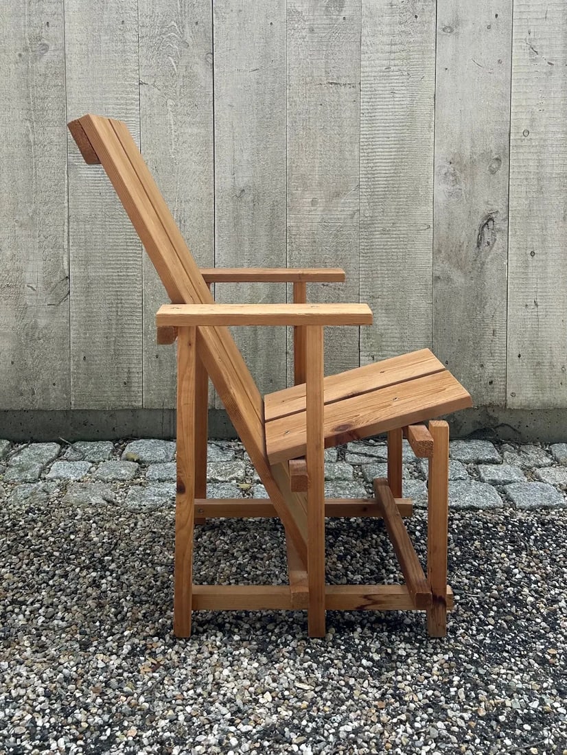Gerrit Rietveld Inspired Children's Chair - 2